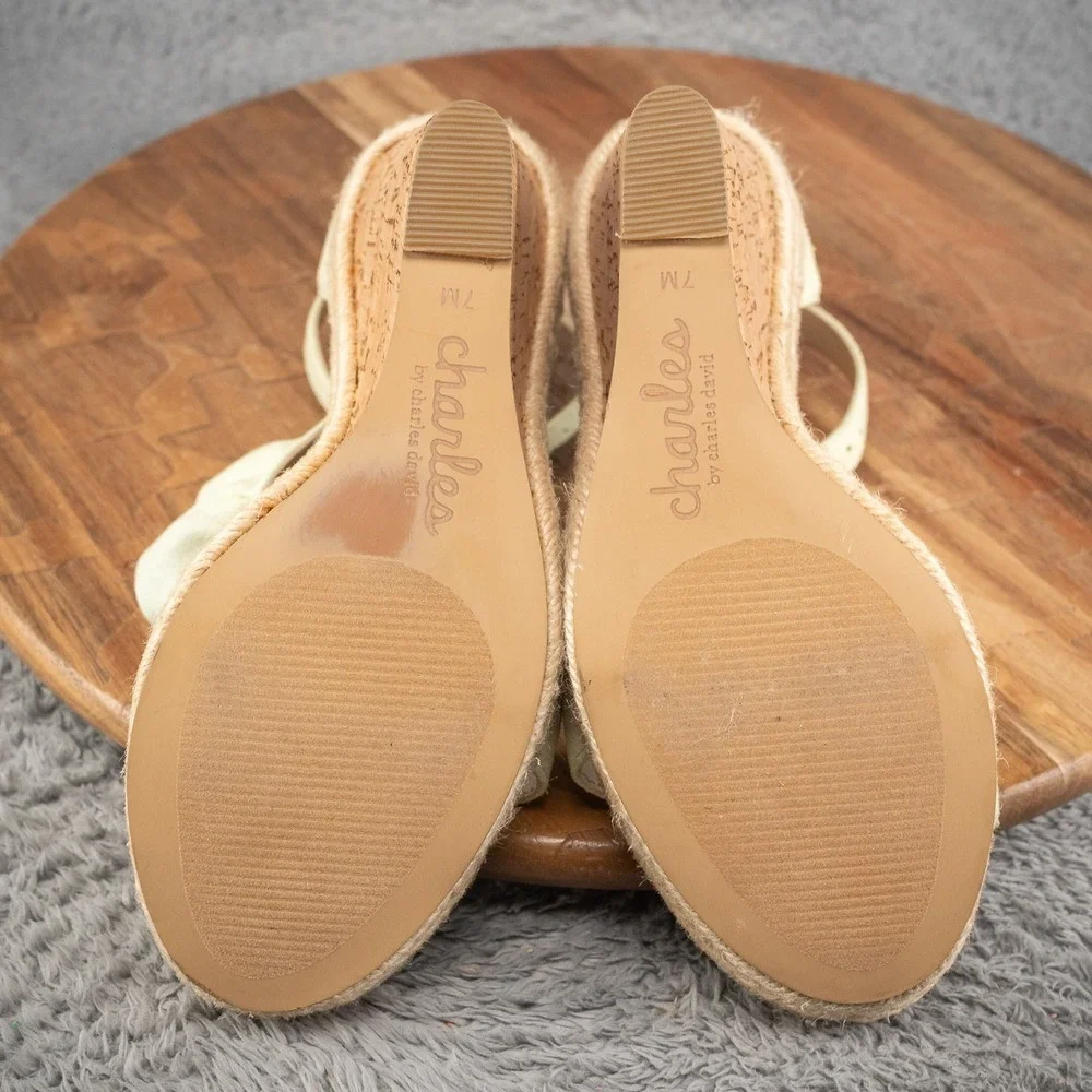 Charles David Women's Ruffled Green Suede Espadrille‎ Wedges Size 7 M New $170